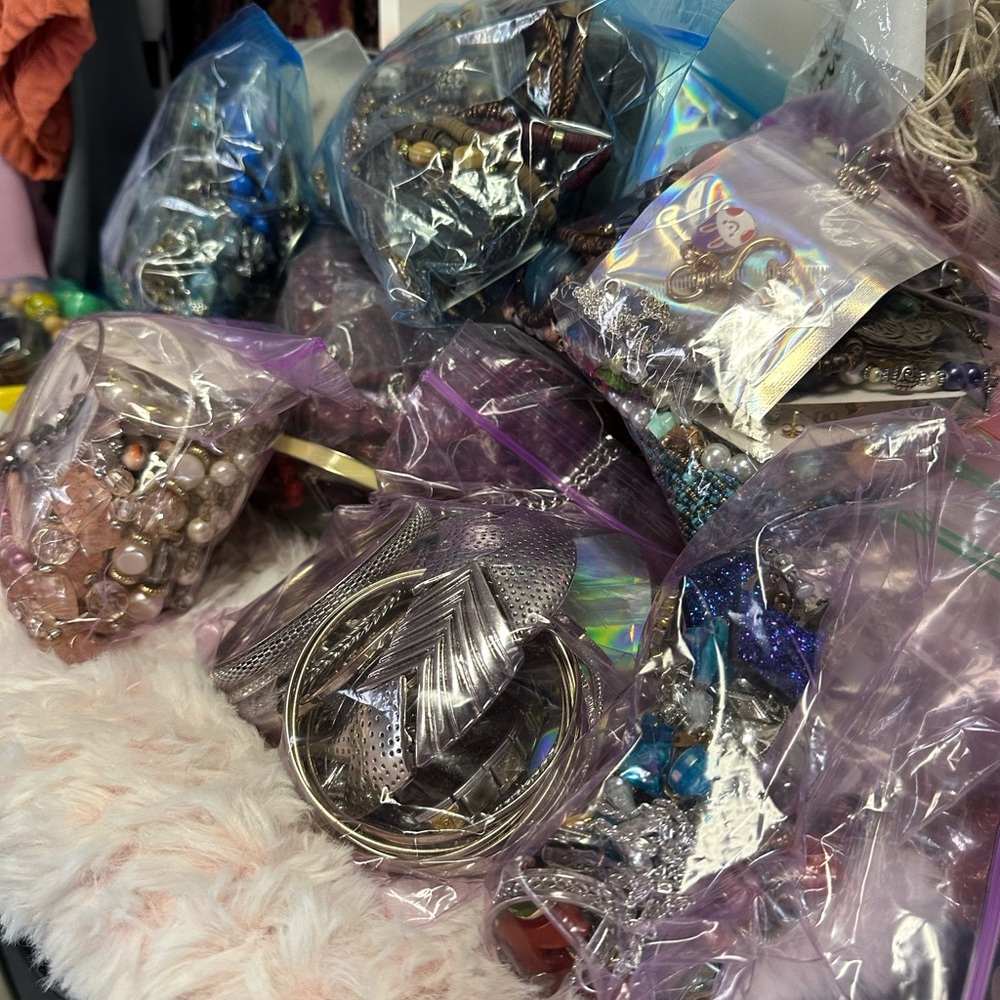 Assorted Jewelry bags 1 pound wearable
